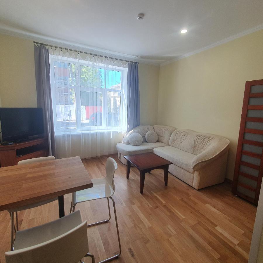Hot Riga Ernestines Iela 7-1 Enjoy The Feel Of Home And History! Exterior photo